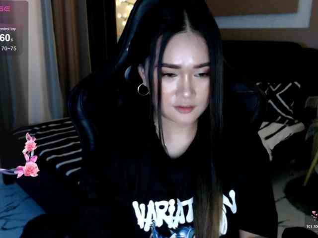 AdriannaFowler webcam
