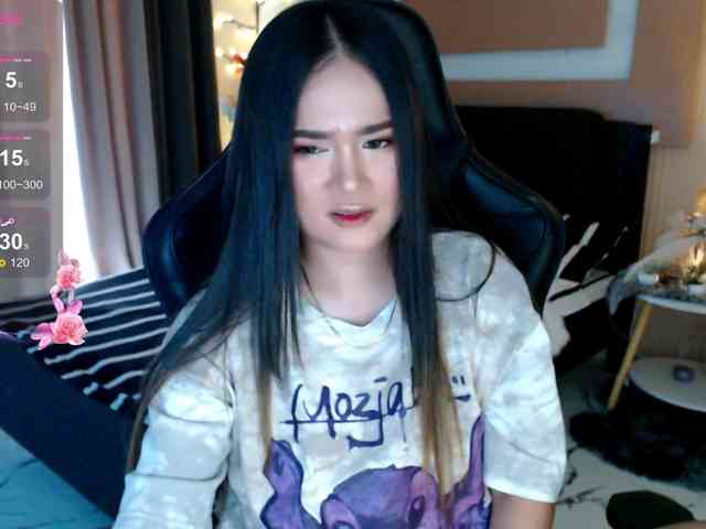 AdriannaFowler webcam