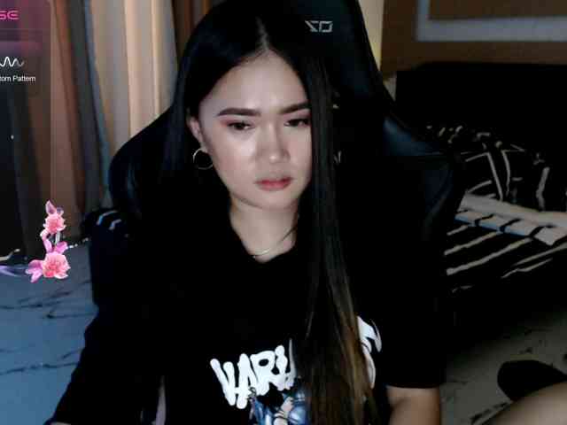 AdriannaFowler webcam