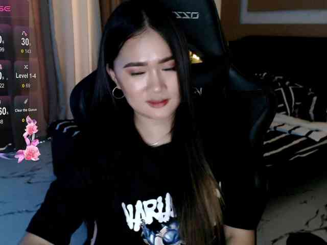 AdriannaFowler webcam