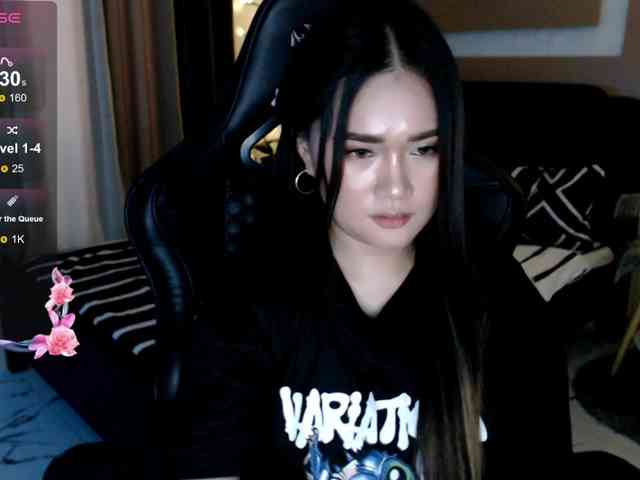 AdriannaFowler webcam