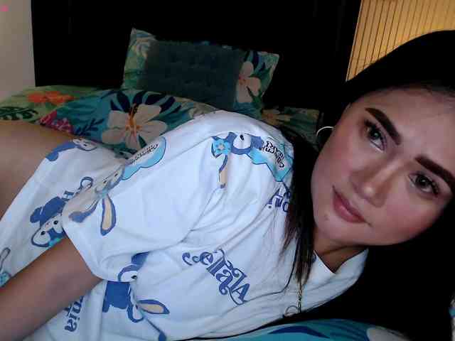 AdriannaFowler webcam