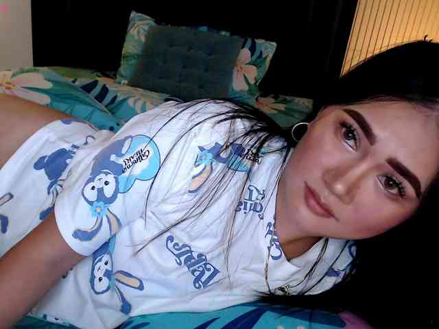 AdriannaFowler webcam