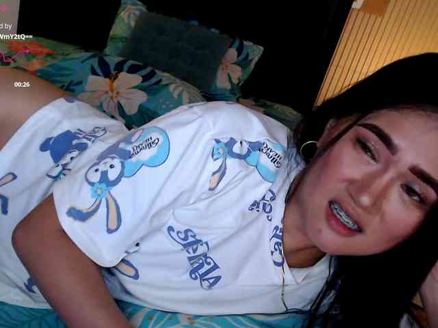 AdriannaFowler webcam