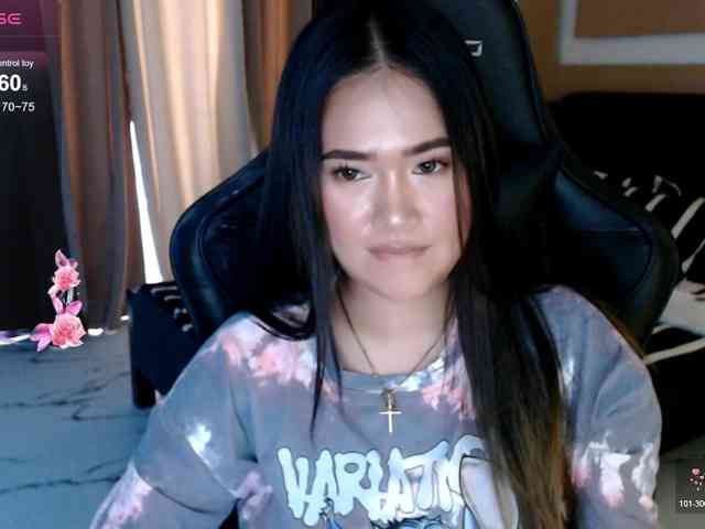 AdriannaFowler webcam