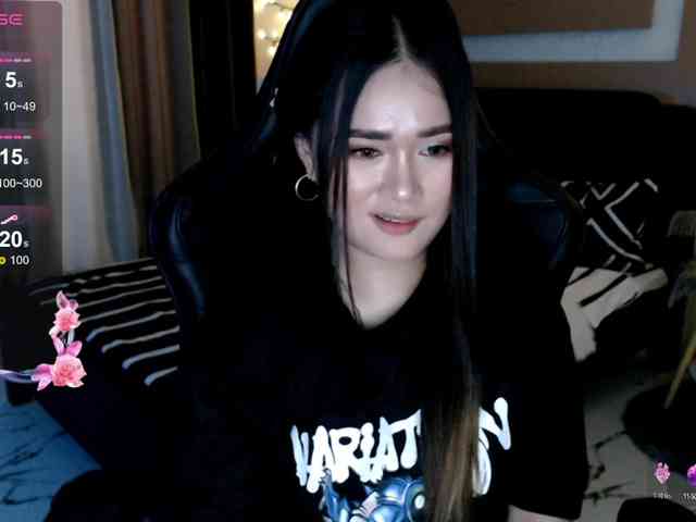 AdriannaFowler webcam