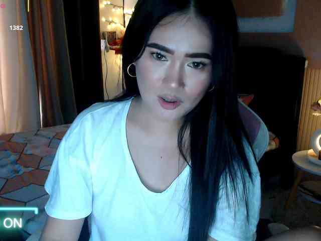 AdriannaFowler webcam