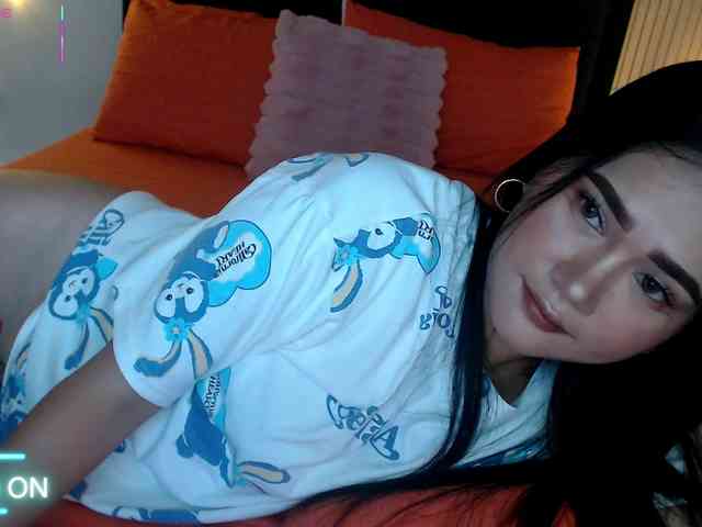 AdriannaFowler webcam