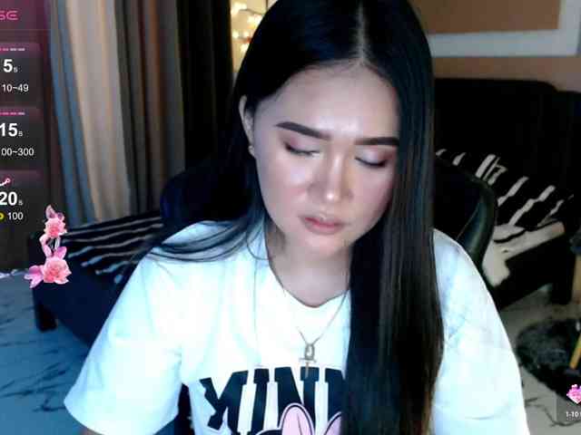 AdriannaFowler webcam
