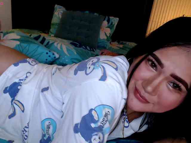 AdriannaFowler webcam