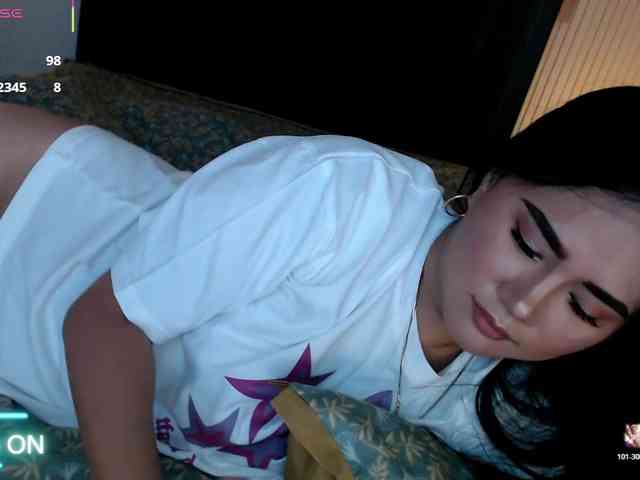 AdriannaFowler webcam