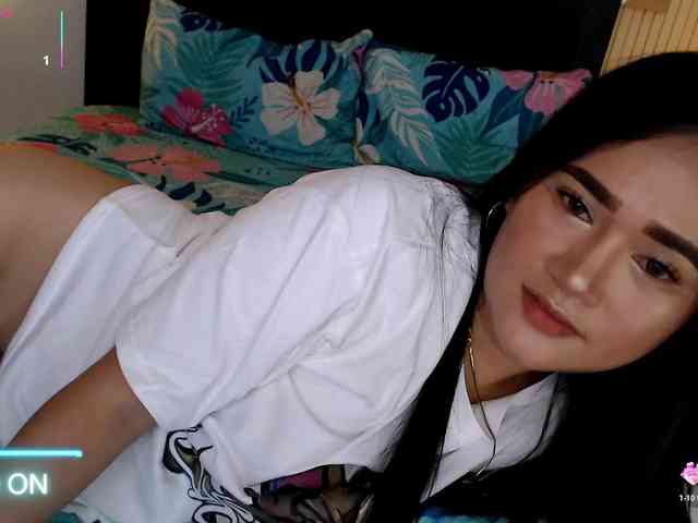 AdriannaFowler webcam