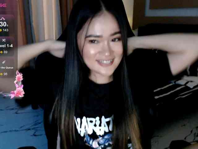AdriannaFowler webcam