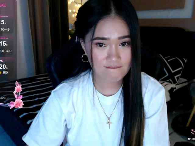 AdriannaFowler webcam