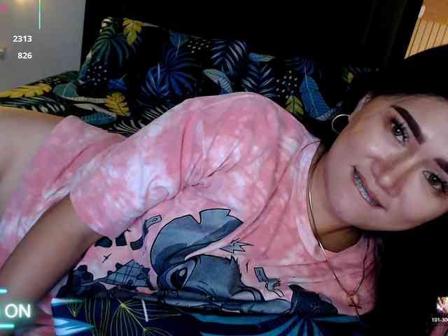 AdriannaFowler webcam