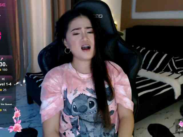 AdriannaFowler webcam
