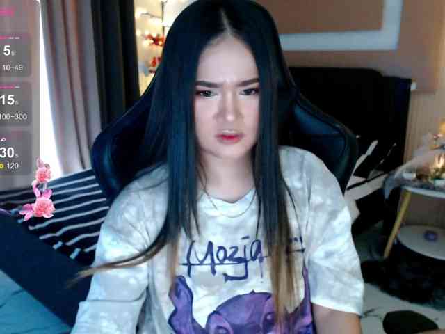 AdriannaFowler webcam
