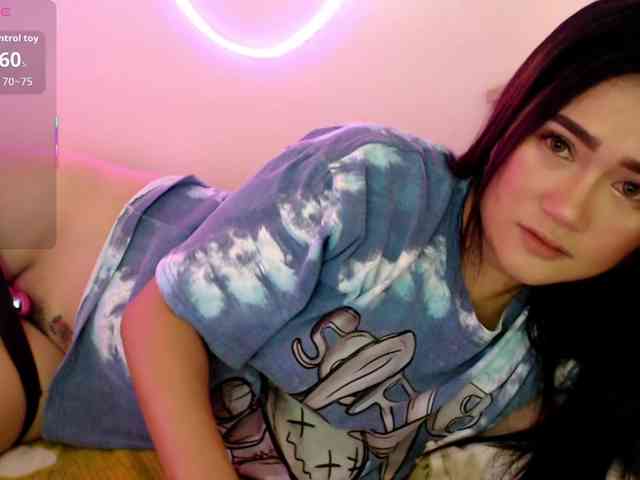 AdriannaFowler webcam