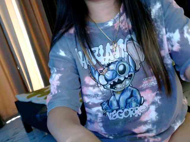 AdriannaFowler webcam