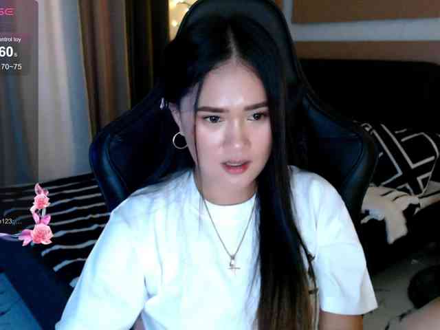 AdriannaFowler webcam