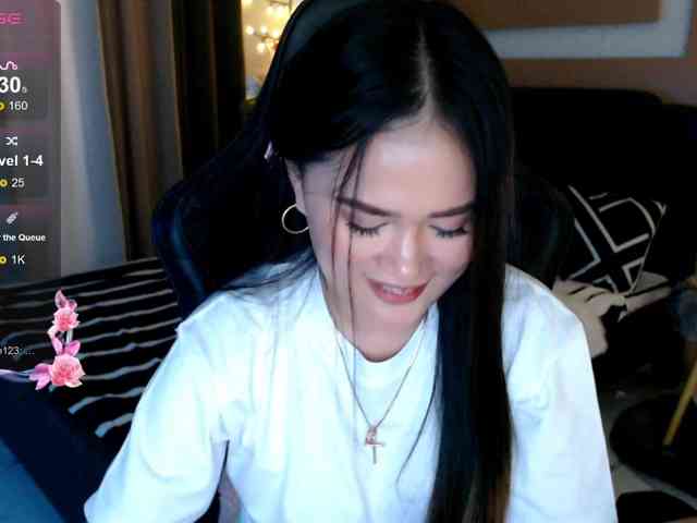 AdriannaFowler webcam