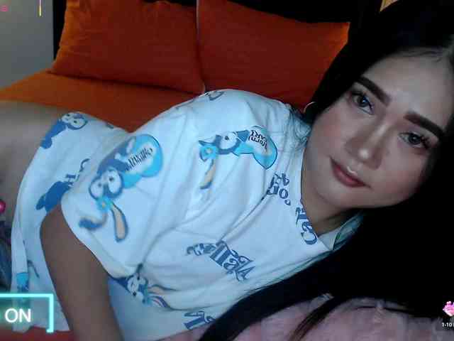 AdriannaFowler webcam