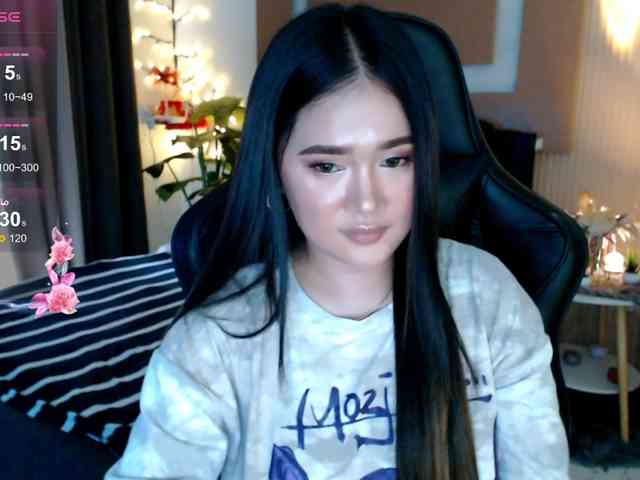 AdriannaFowler webcam