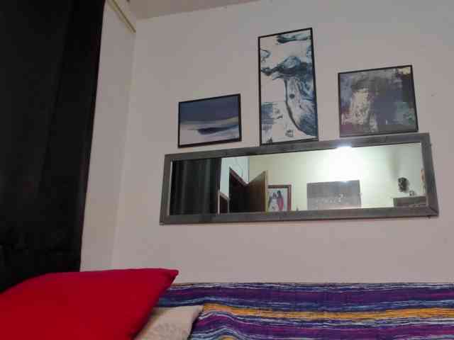 crazy-addixtion3 webcam