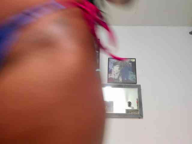 crazy-addixtion3 webcam