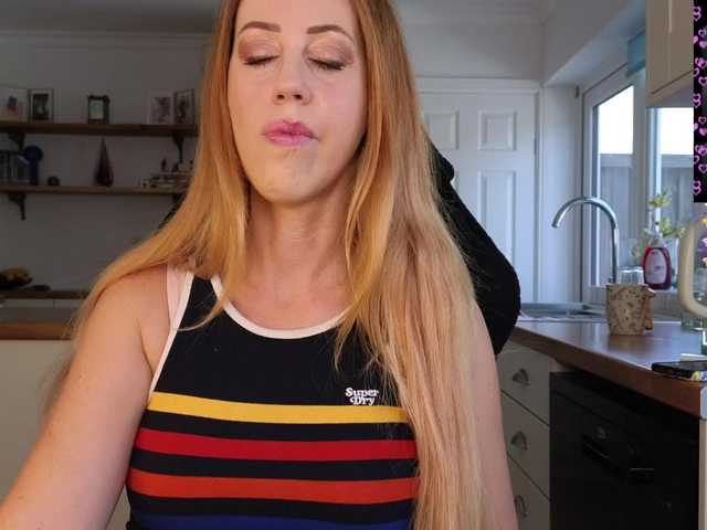 stripmequick live webcam show
