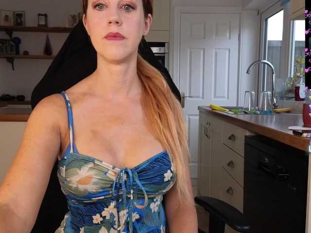 stripmequick live cam on BongaCams