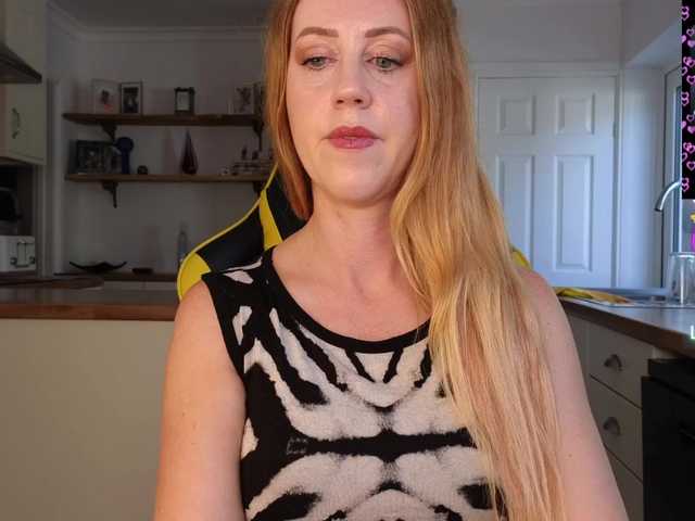 stripmequick live cam preview
