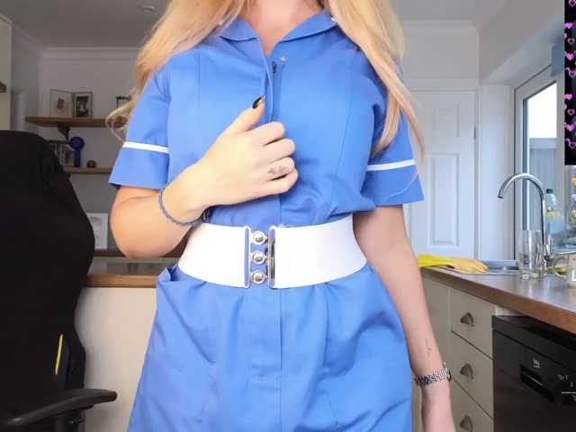 stripmequick live cam on BongaCams