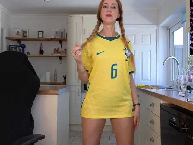 stripmequick live cam on BongaCams