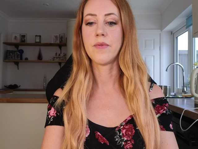 stripmequick live cam on BongaCams