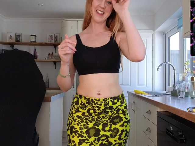 stripmequick live cam on BongaCams