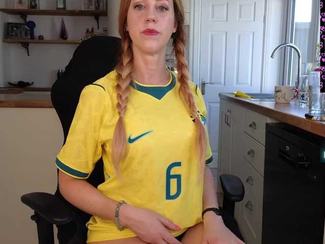 stripmequick live cam on BongaCams
