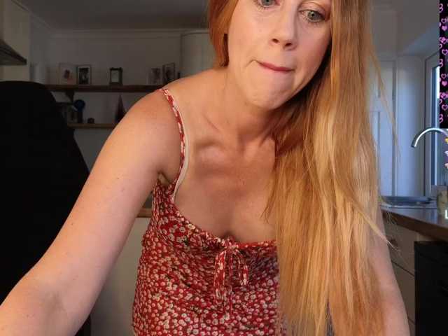 stripmequick live cam on BongaCams