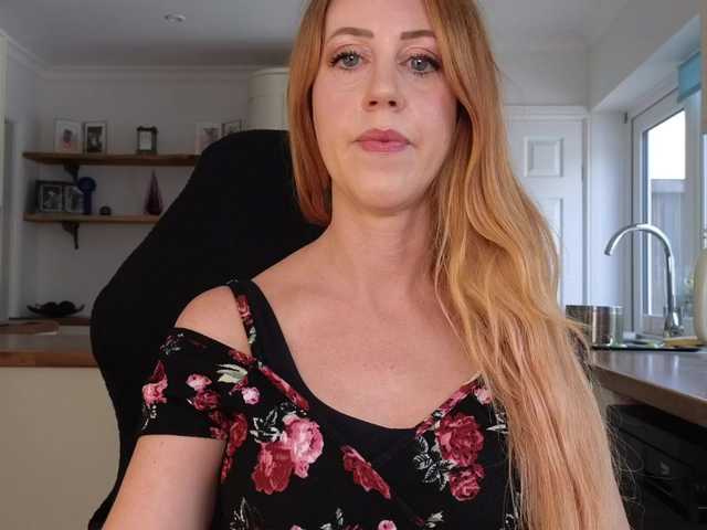 stripmequick live cam on BongaCams