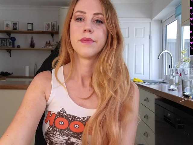 stripmequick live cam on BongaCams