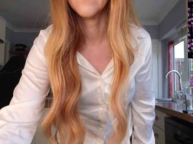 stripmequick Live Webcam on BongaCams