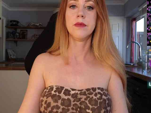 stripmequick Live Webcam on BongaCams