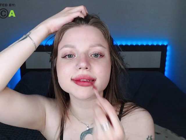 RonnieMilles live cam on BongaCams