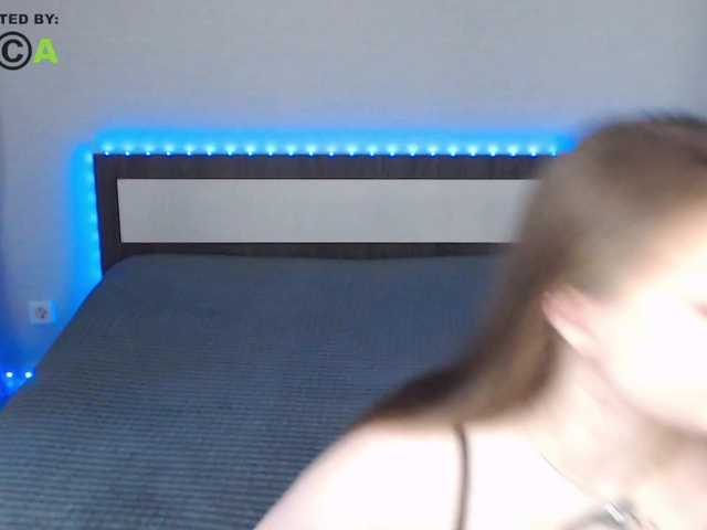 RonnieMilles live cam on BongaCams