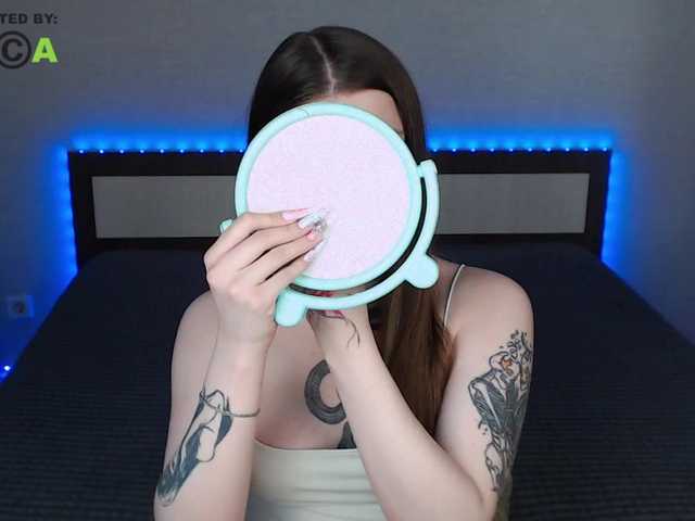 RonnieMilles live cam on BongaCams