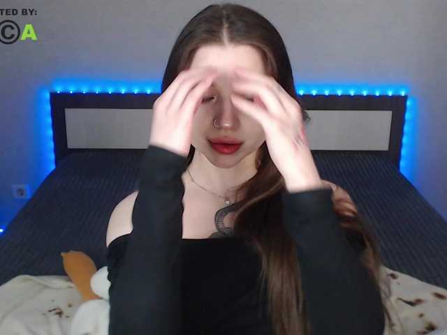 RonnieMilles live cam on BongaCams