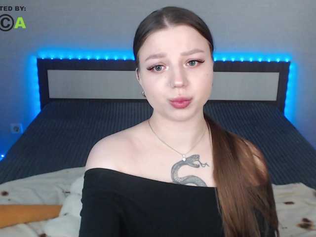RonnieMilles live cam on BongaCams