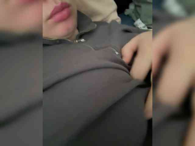 VIVAAAA webcam