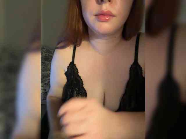 VIVAAAA webcam