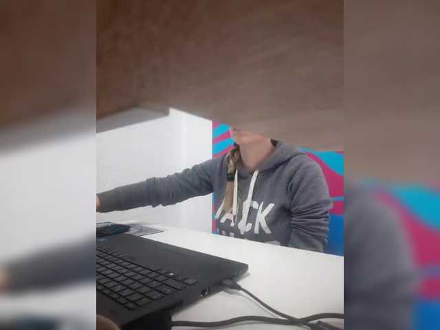 Angelinamik's BongaCams show and profile